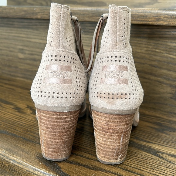 Toms Stucco Suede Perforated Open Toe Bootie - Picture 4 of 7